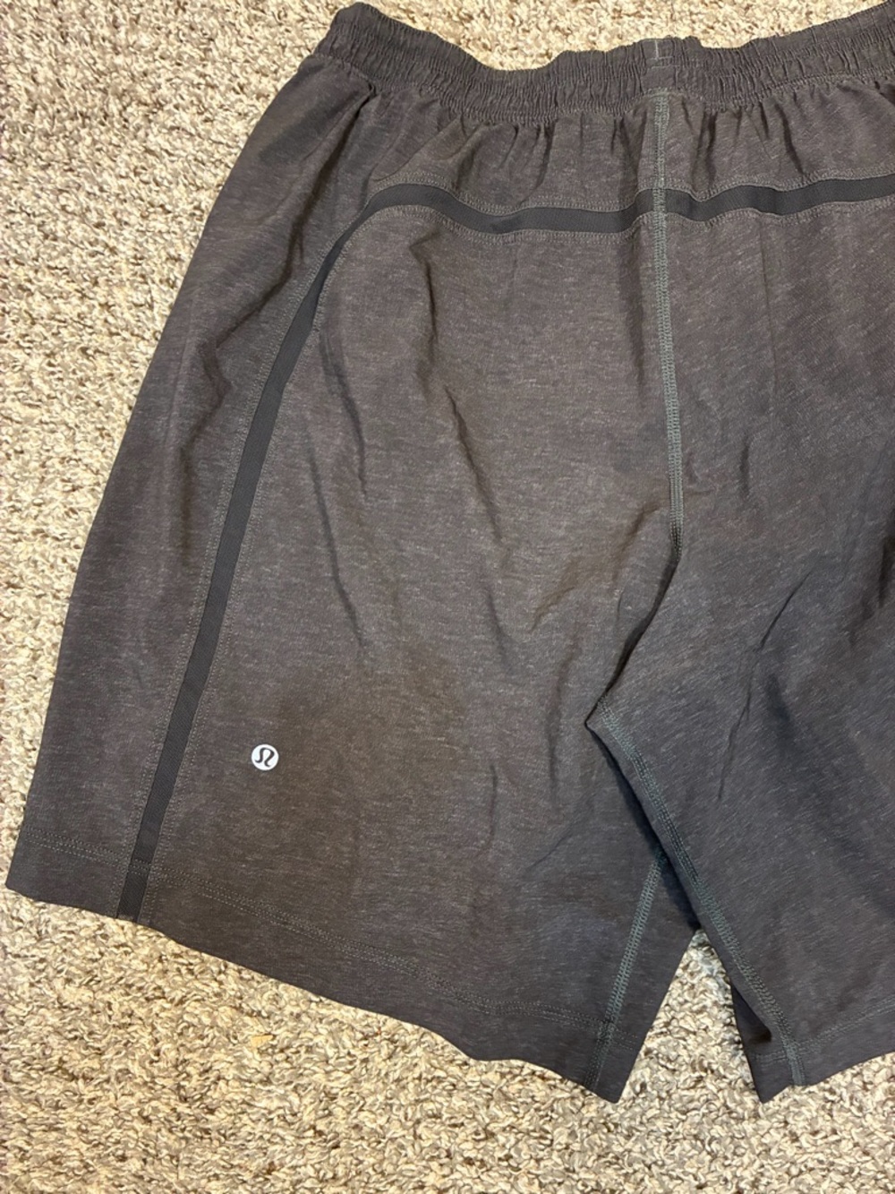 Lululemon Mens Lined Pace Rival Shirts 9” - Picture 4 of 10